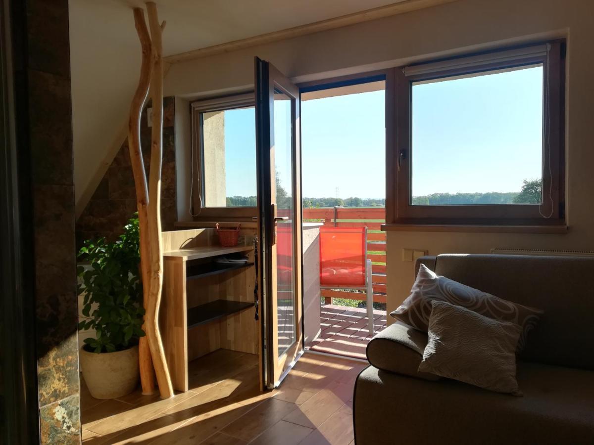 Apartman Life In Nature Jaronice Luaran gambar